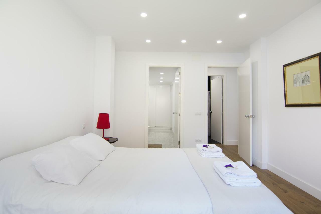 Homeforguest Stylish And Modern Apartment Overlooking Las Canteras Las Palmas de Gran Canaria Exterior photo