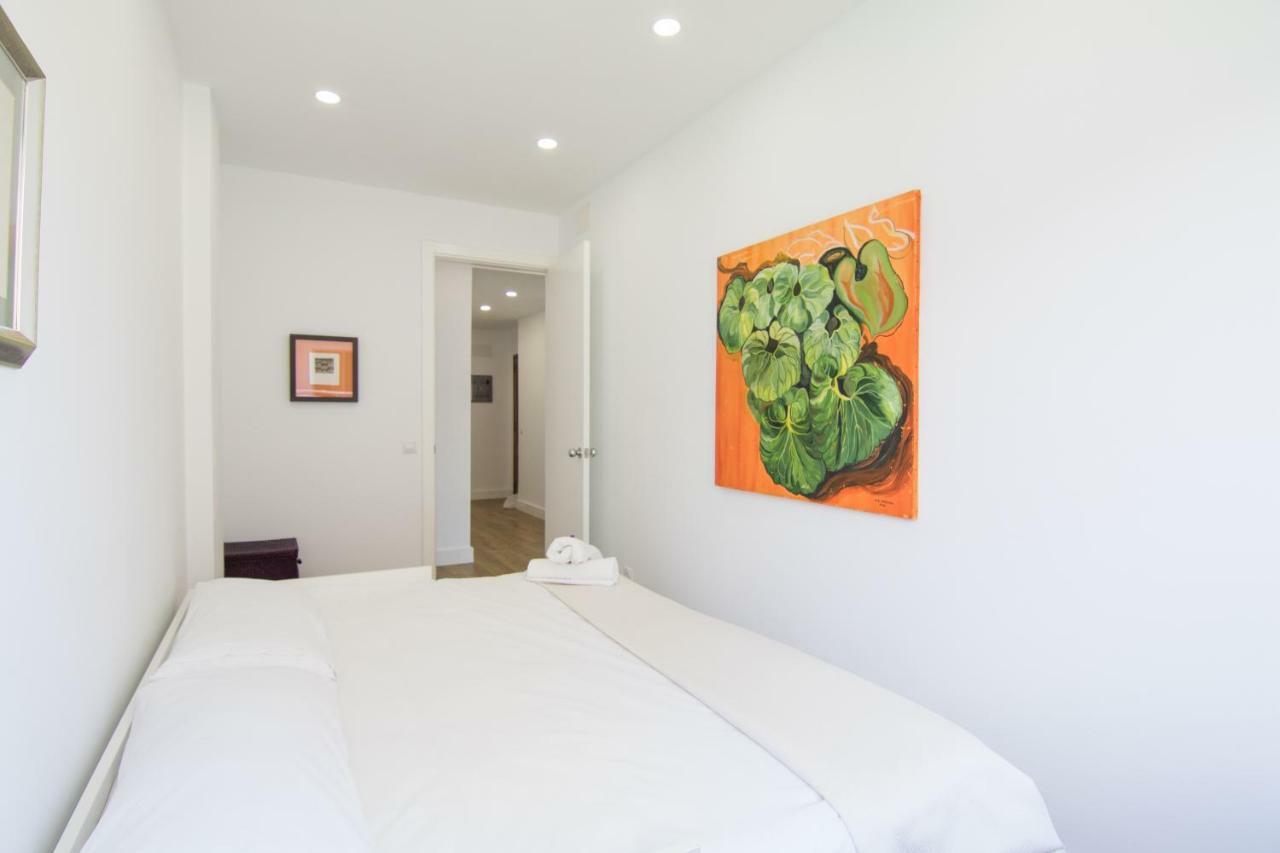 Homeforguest Stylish And Modern Apartment Overlooking Las Canteras Las Palmas de Gran Canaria Exterior photo