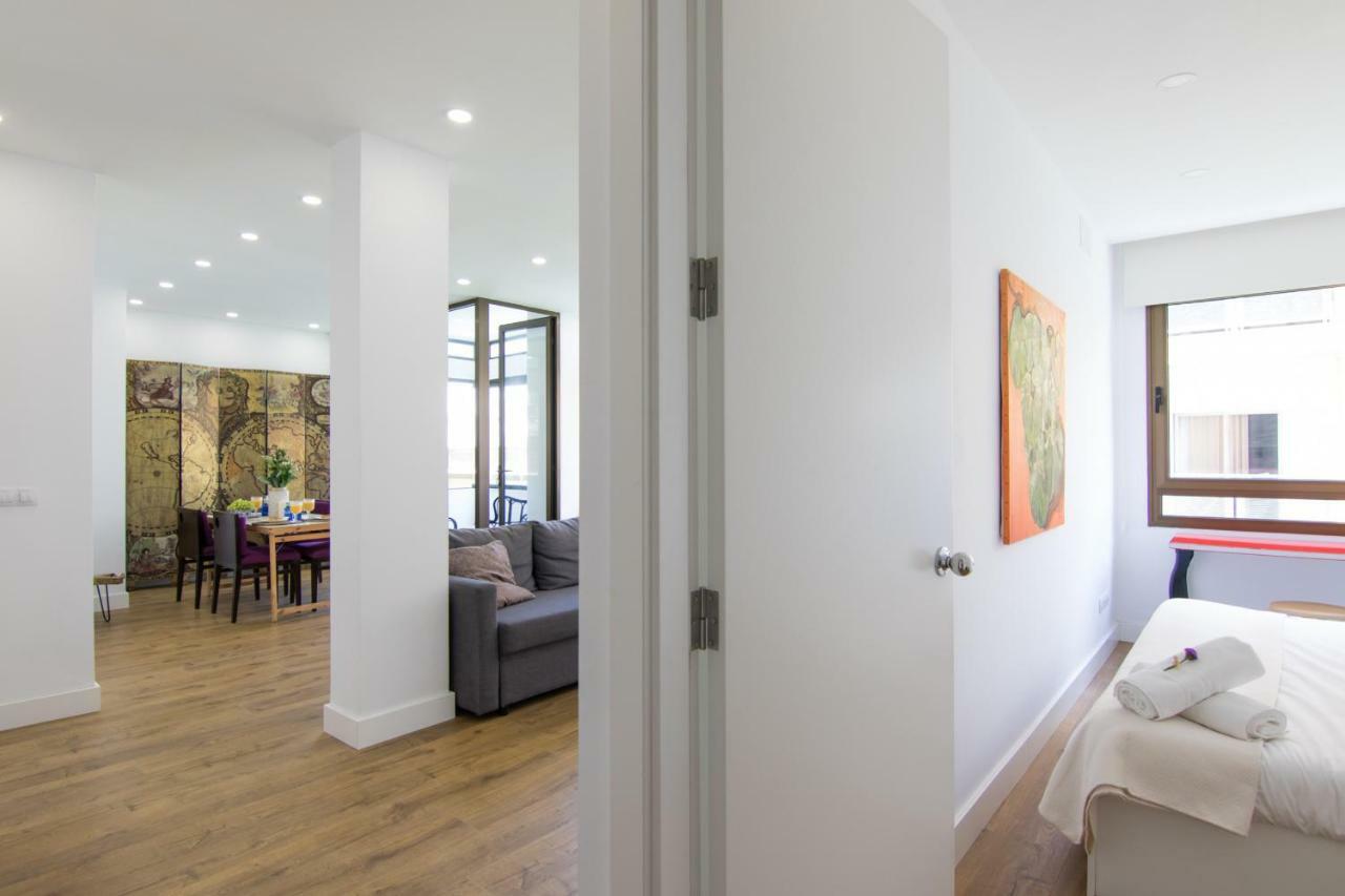 Homeforguest Stylish And Modern Apartment Overlooking Las Canteras Las Palmas de Gran Canaria Exterior photo